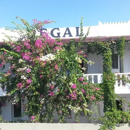 Отель Regal Битез