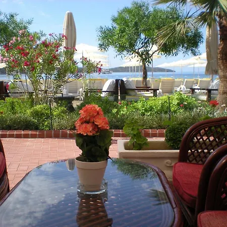 Otel Regal Bitez